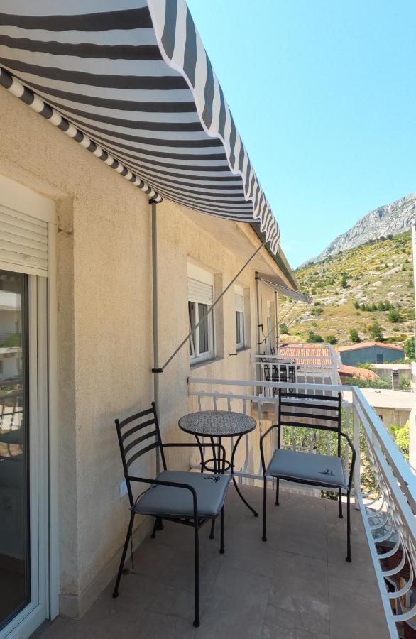Sea And Mountain View Apartments Duće Exteriör bild